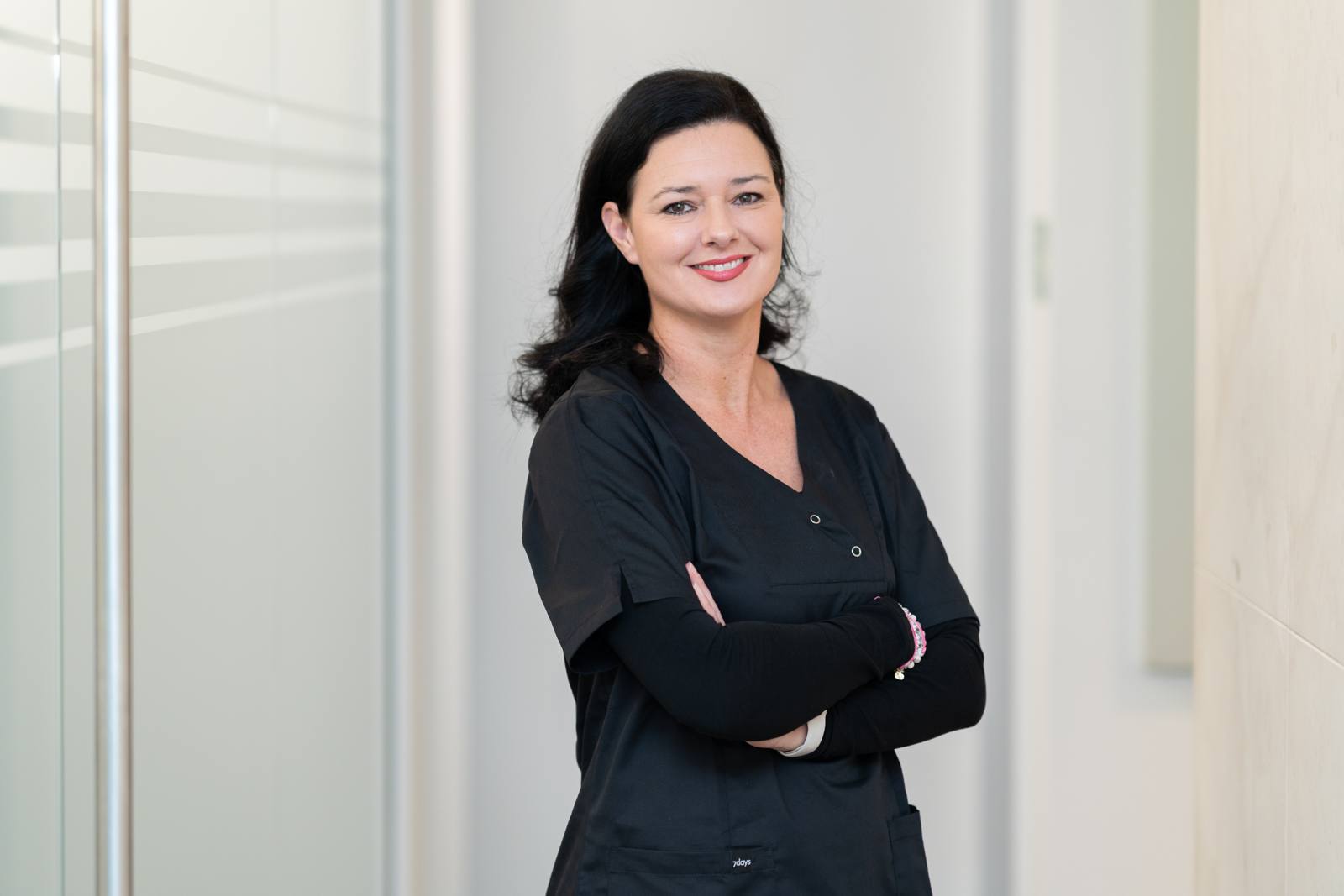 Veneers aus Keramik in der Salierpraxis Düsseldorf und Kempen