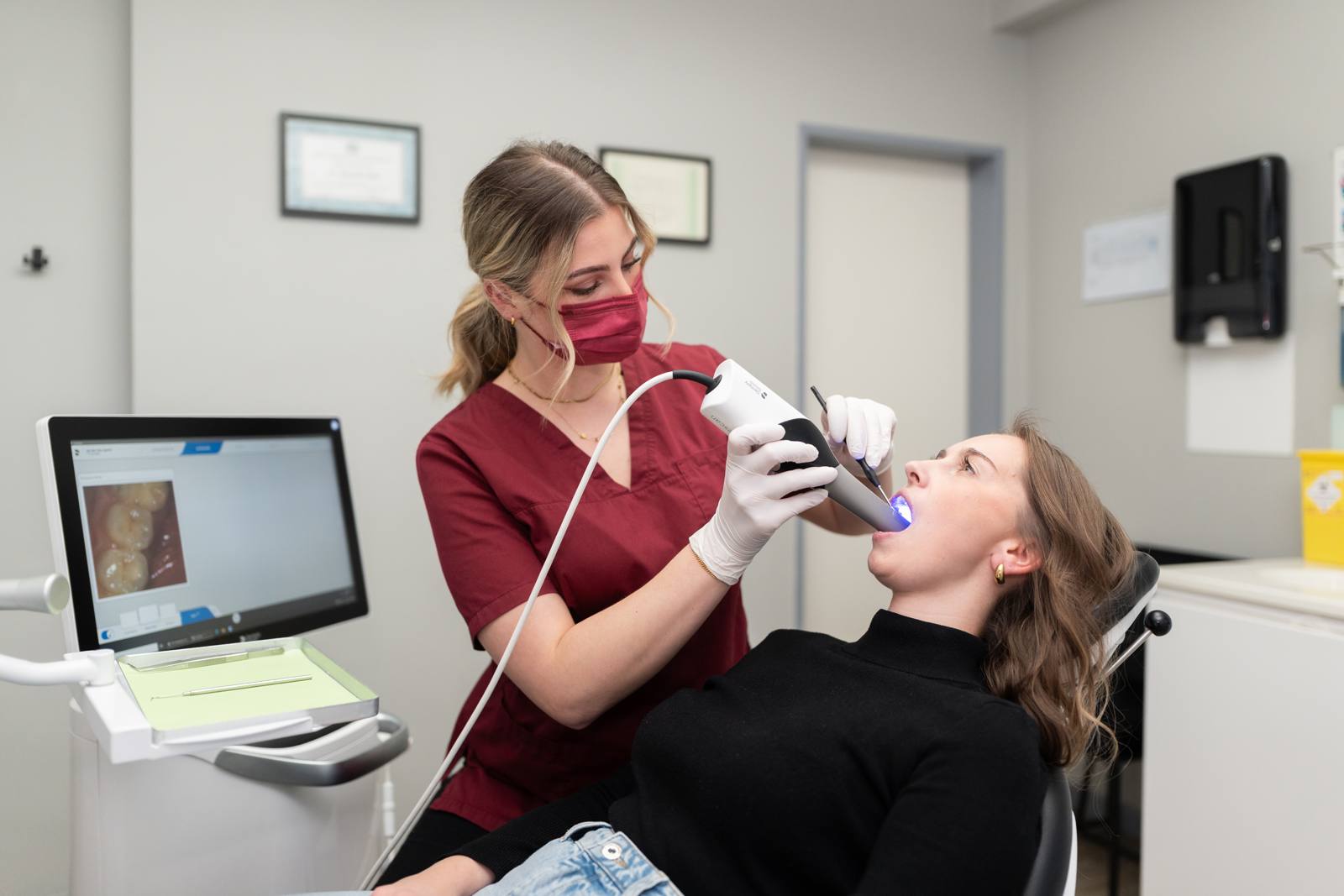 Endodontie in der Salierpraxis Düsseldorf und Kempen